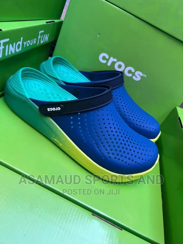 Original Crocs at Cool Price · Photo 1