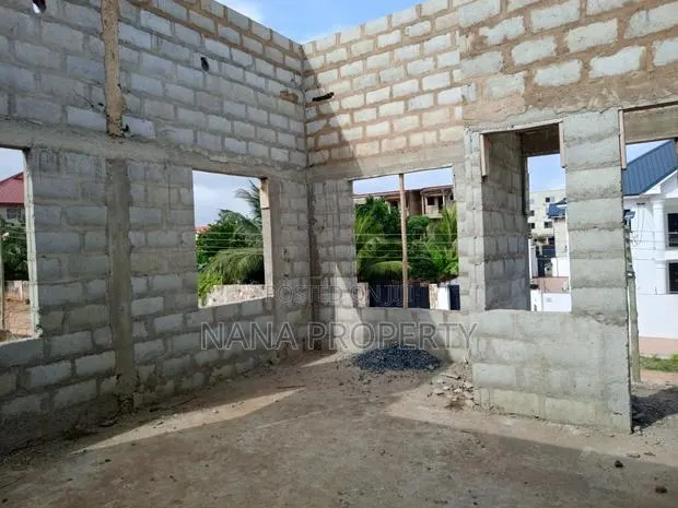 4bdrm House in Oyarifa for sale · Photo 1