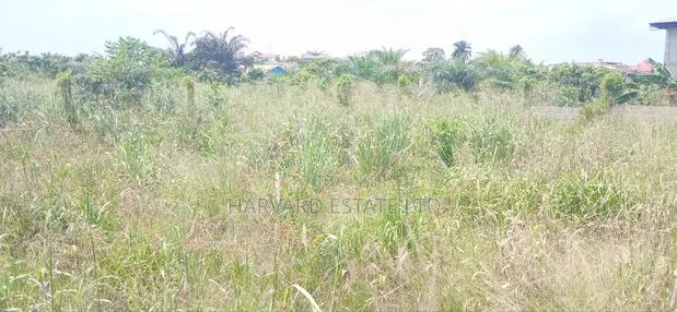 Land for Sale at Santasi Brofoyedu · Photo 1