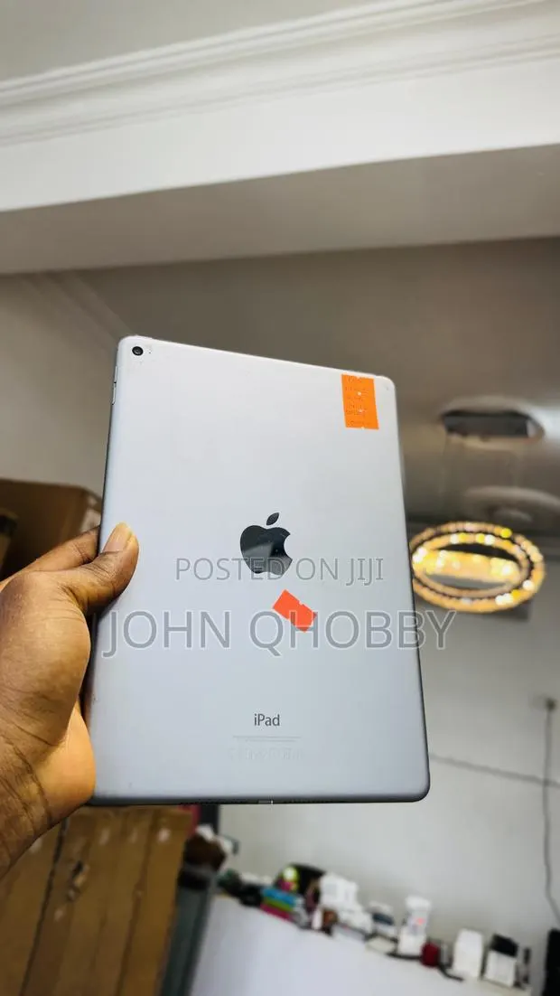 Apple iPad Air 2 16 GB Black · Photo 1