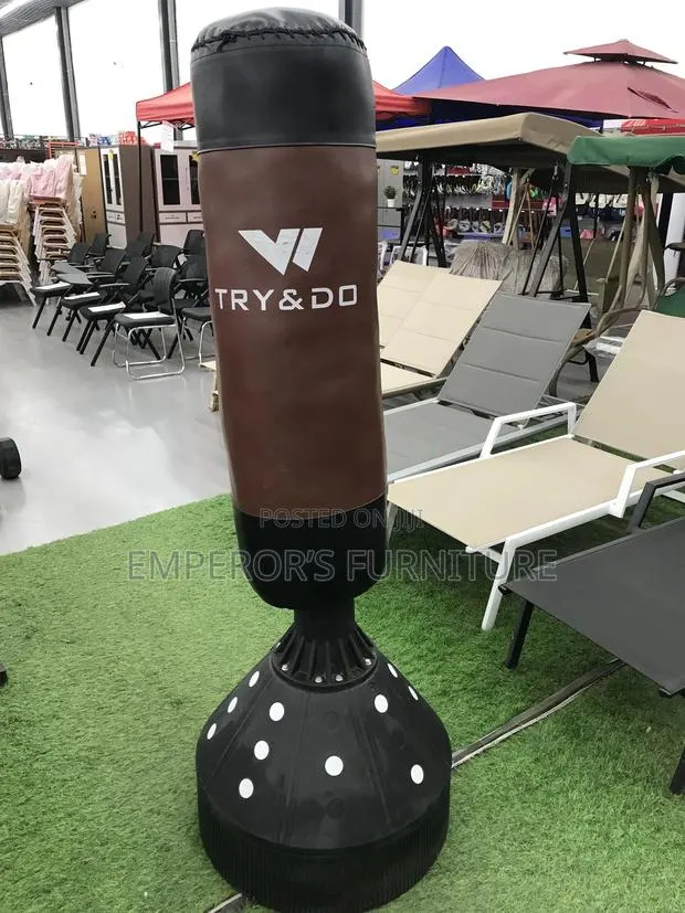 Classic Freestanding Punching Bag · Photo 1