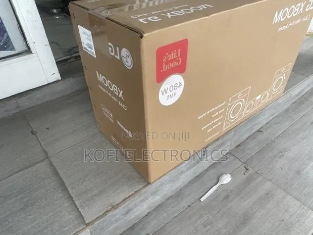 Lg Xboom Vintage Resonance Bluetooth Edition · Photo 1