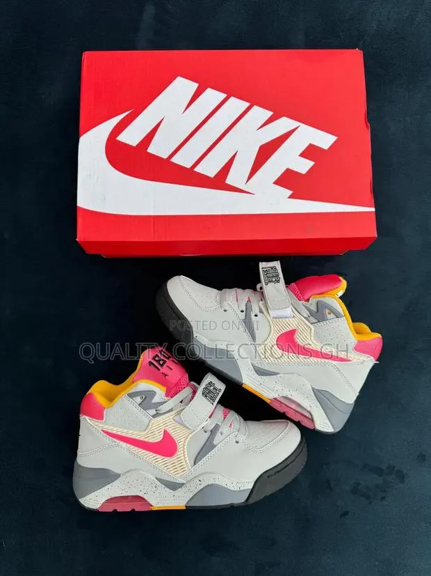 Nike Airforce 180 · Photo 1