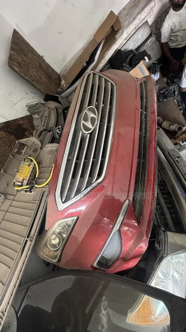 Hyundai Sonata 2015,2016,2017,2018 Front Cut / Nose Cut Available · Photo 1