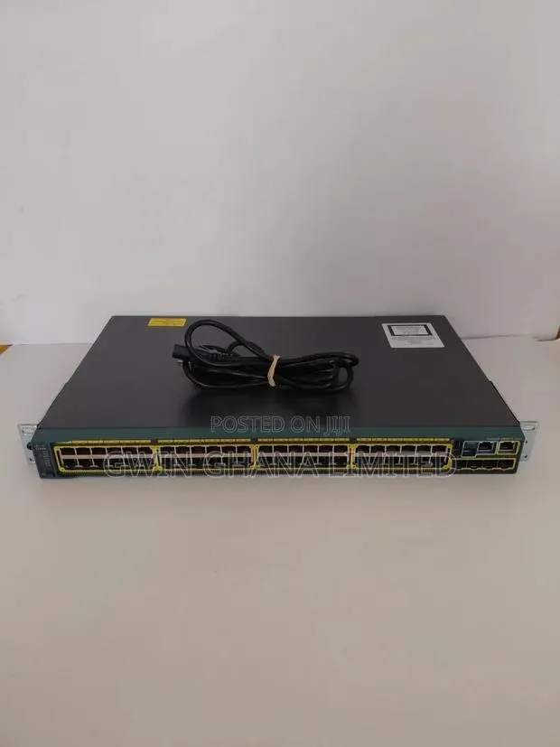 Cisco Catalyst (WS-C2960S-48LPD-L) 48-Ports Gigabit Manged Switch+ SFP · Photo 1