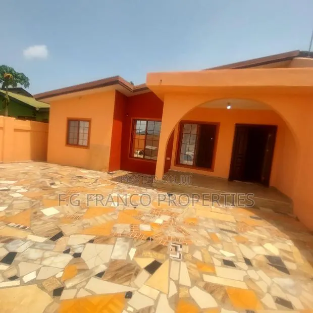 3bdrm House in Kg Franco Properties, Teshie-Nungua Estates for rent · Photo 1