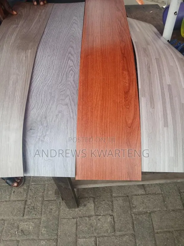 PVC Vinyl Floor Tiles · Photo 1