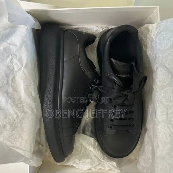 Original Alexander McQueen All Black · Photo 6