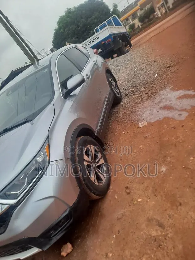 Honda CR-V EX AWD 2018 Silver · Photo 1