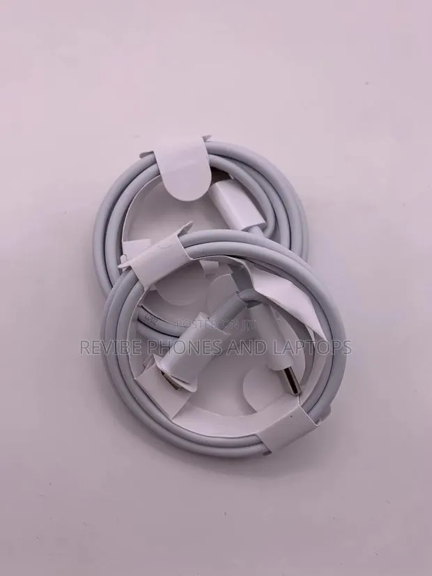 Type C-C Cable · Photo 1