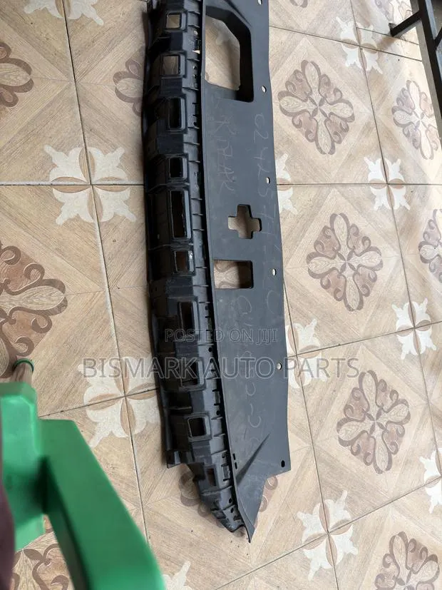 Hyundai Santafe 2019 2020 2021 2022 2023 Radiator Panel · Photo 1