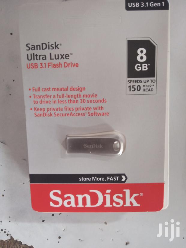 8gb Pen Drive · Photo 2