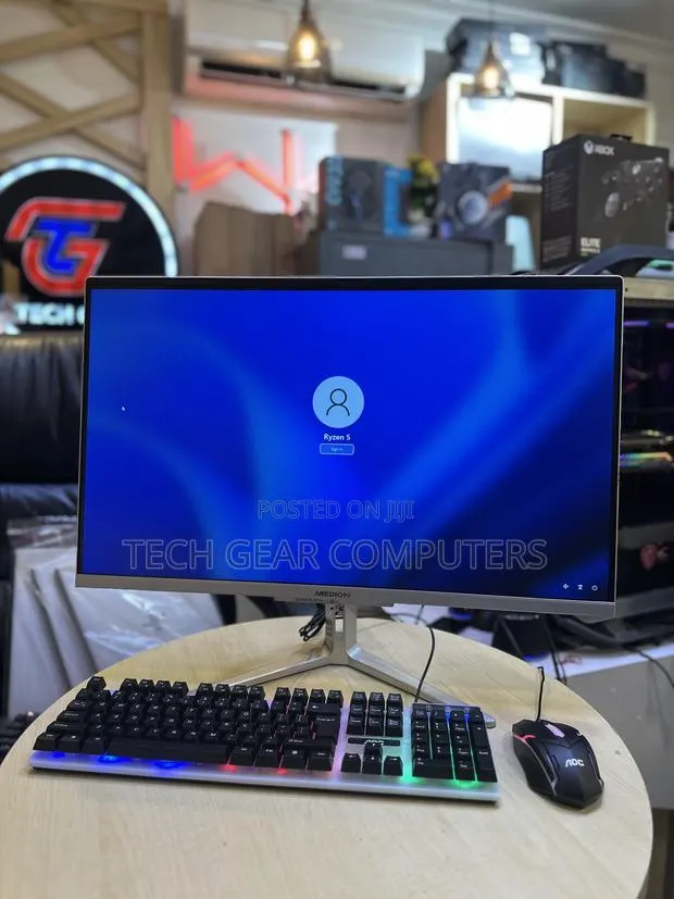 Desktop Computer Acer 8GB AMD Ryzen 5 SSD 512GB · Photo 1