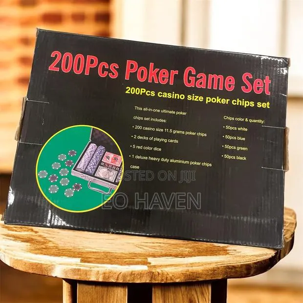 Poker Game Set (200pc, 300pc, 500pc) · Photo 1