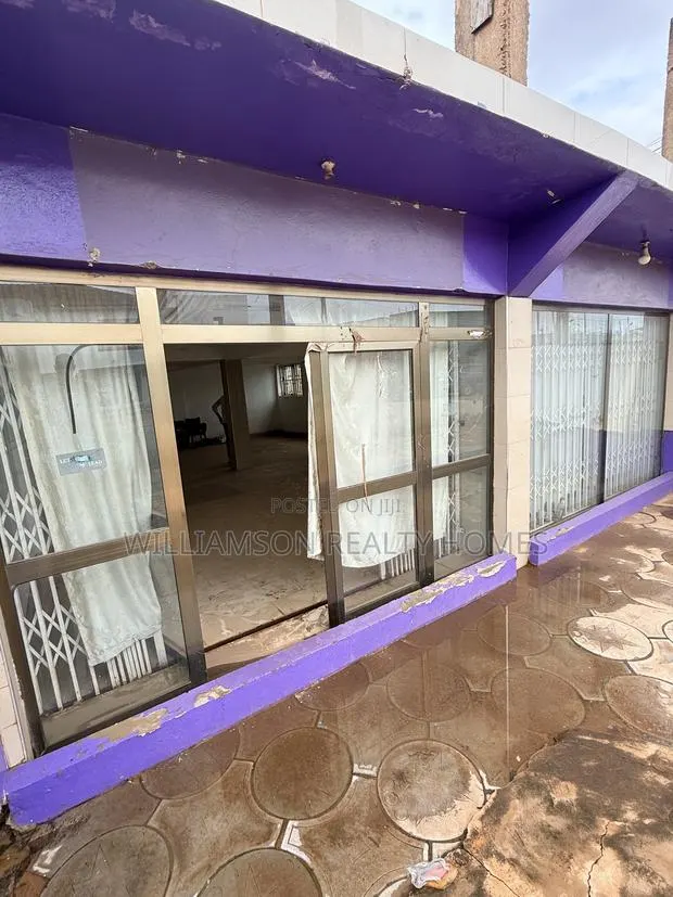 Double Road Side Shop/Store/Warehouse/Office Space 4rent, Spintex · Photo 1