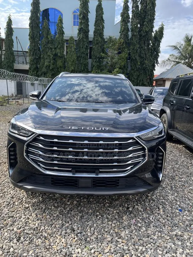 Jetour X70 Plus 2024 Black · Photo 1