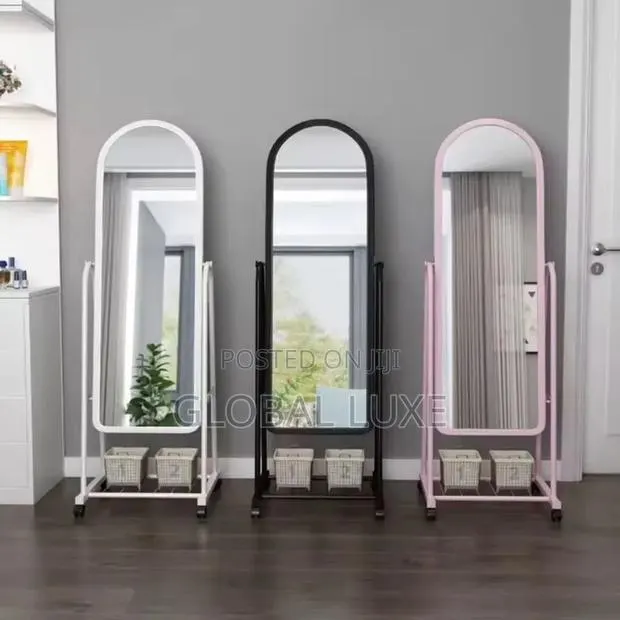 Modern Decorative Wall Mirror – Stylish Home Mirror · Photo 1