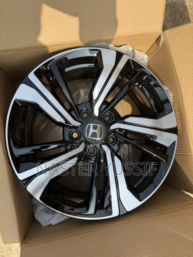 Civic Rim Touring MB · Photo 1