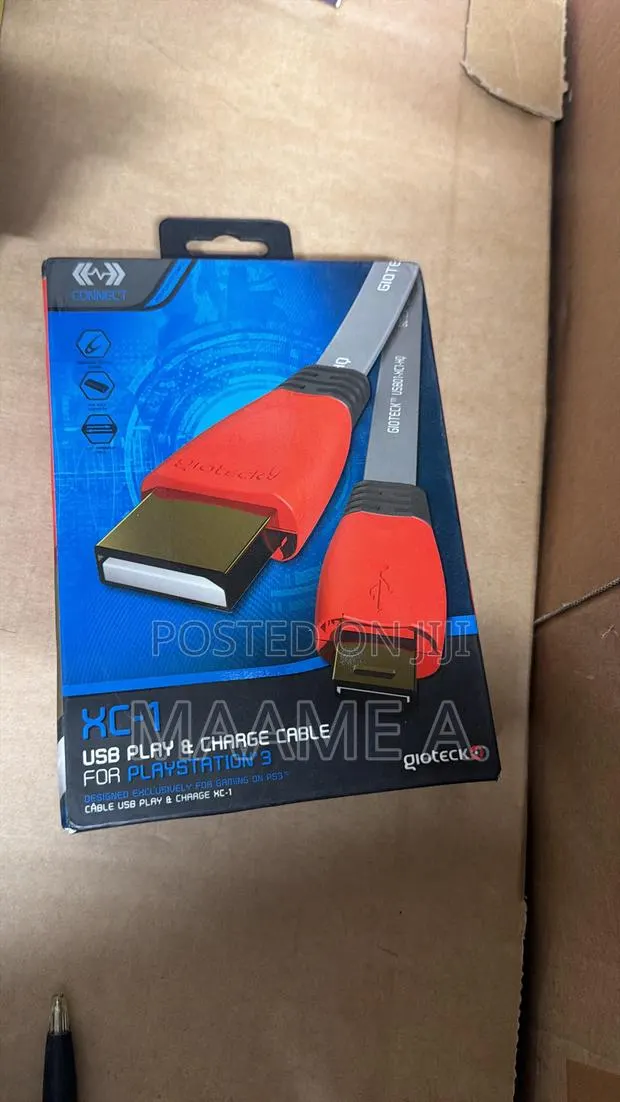 Gioteck XC-1 USB Play Charge Cable · Photo 1