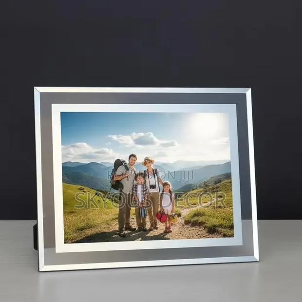 Glass Crystal Photo Frame · Photo 1