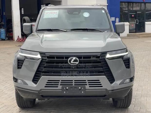 Lexus GX 550 Overtrail 2024 · Photo 1