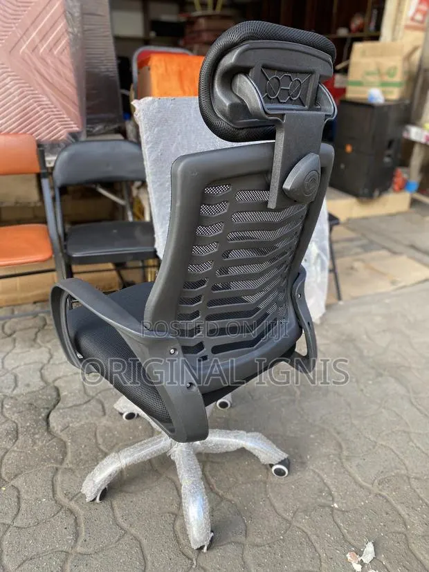 Office Chair With Headrest · Photo 2