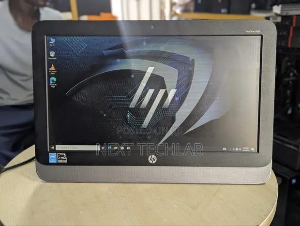 Desktop Computer HP ProOne 400 8GB Intel Core i3 HDD 1T · Photo 1