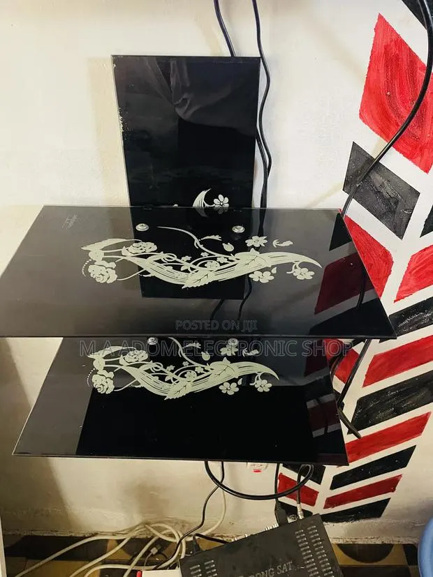 2 Tier Dvd Black Colour Glass · Photo 1