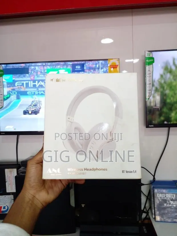 Wireless Noise Cancelling Headset · Photo 1
