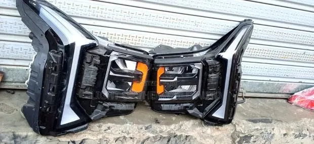 Kia Seltos 2028 Headlight Available · Photo 1