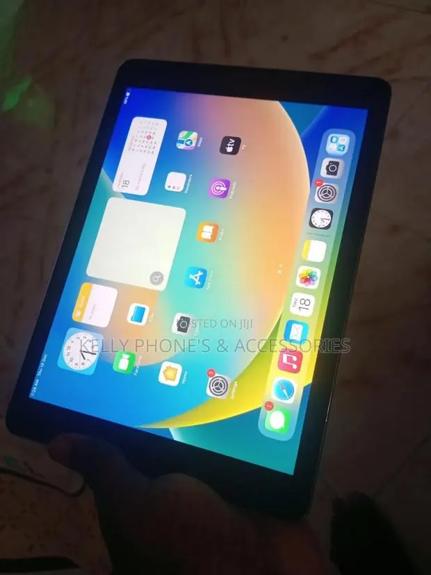 Apple iPad Pro 128 GB Silver · Photo 1