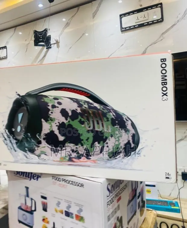 New Classic JBL Boombox 3 Speaker(Portable) · Photo 1