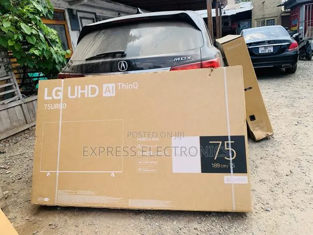 Available Now at Store 75”Ur80 Uhd Smart Glossy · Photo 1