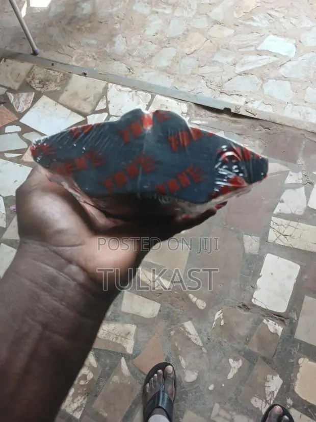 Sprinter Front Brake Pad · Photo 1