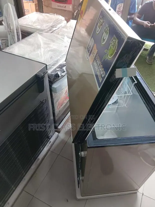 Freezer That Locks Freshness Daily. Nasco 200l Guards Abundance. · Photo 1