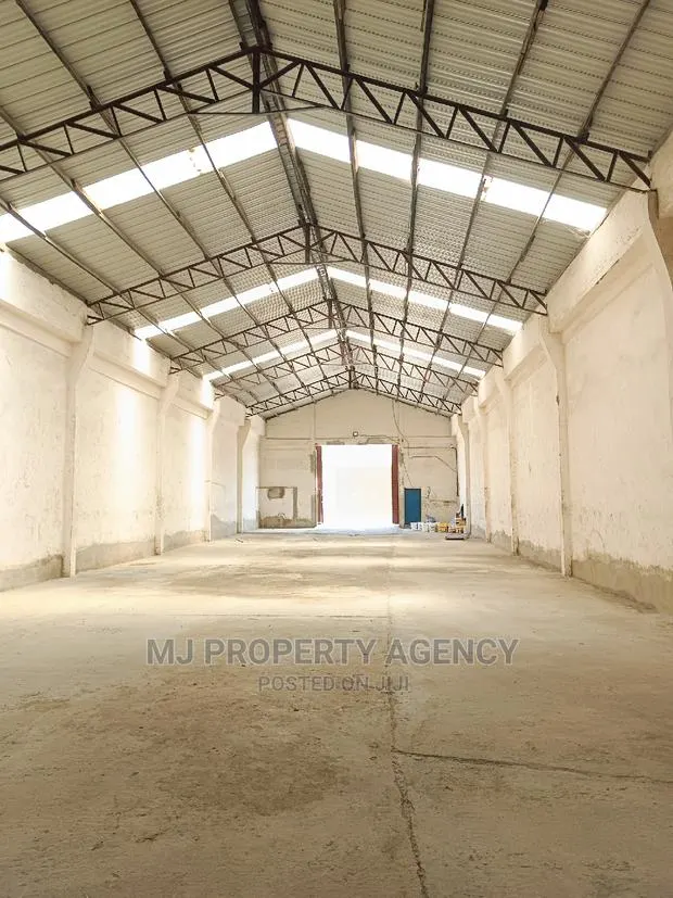 450 SQM Warehouse at Tema Industrial Area · Photo 1