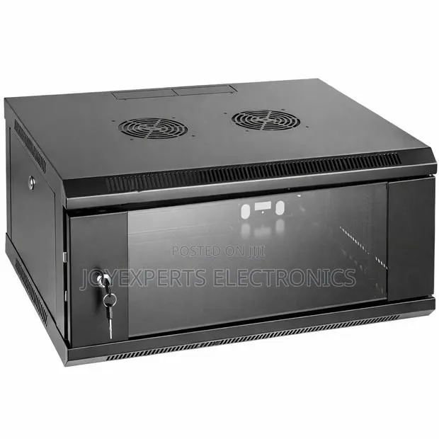 4u Wall Cabinet / Server Rack - Professional Networking Enclosure · Photo 1