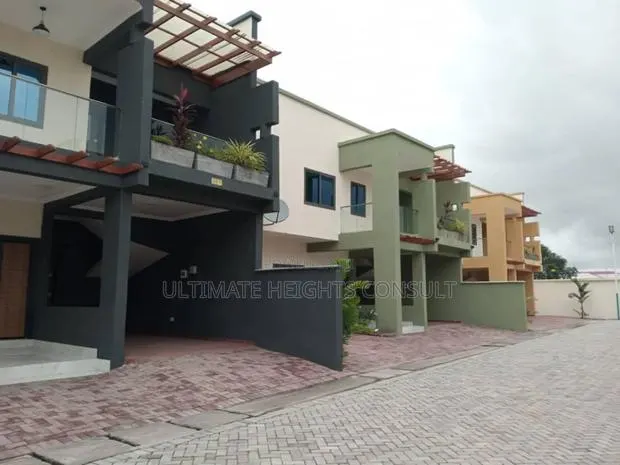3bdrm Apartment in Achimota, Tesano for rent · Photo 1