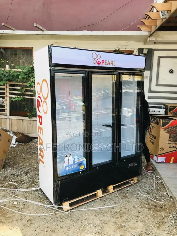 Affordable Pearl PVC-150 Glass 3 Doors Display Fridge · Photo 1