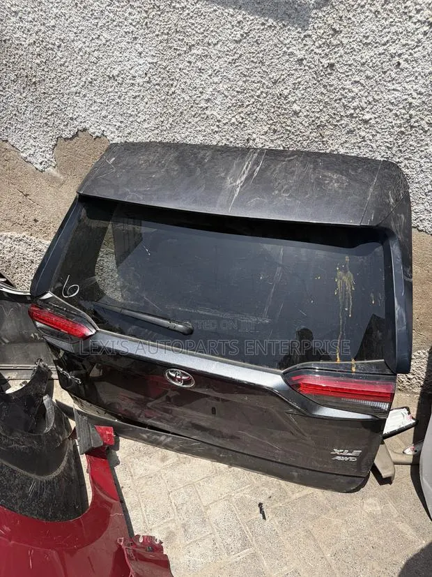 Toyota RAV4 2020,2021,2022,2023,2024,2025 Tailgate/ Boot Available · Photo 1