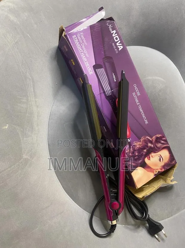 Quality Nova Hair Crimper · Photo 3