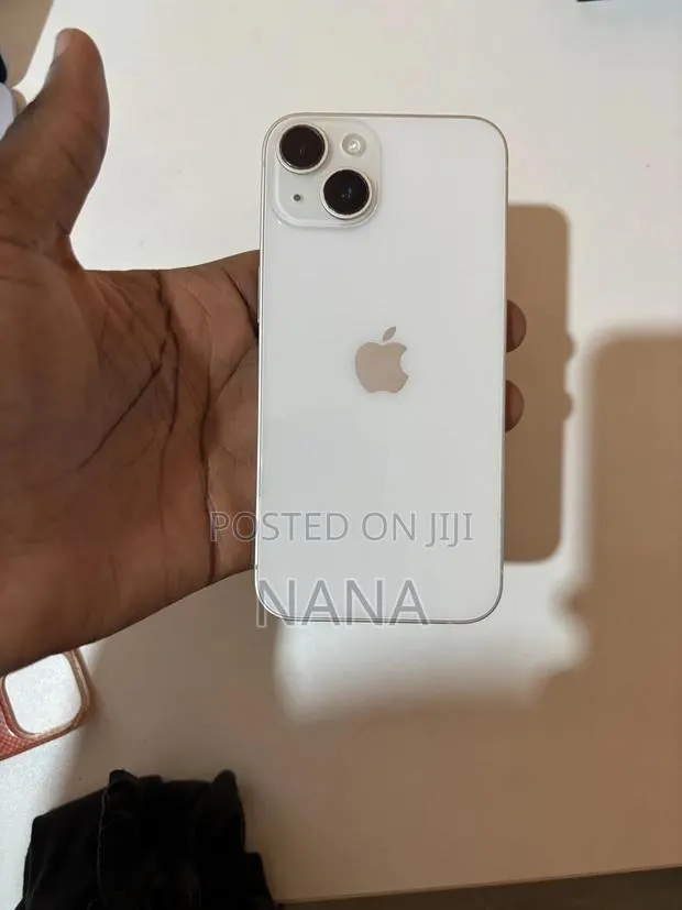 Apple iPhone 14 256 GB White · Photo 1