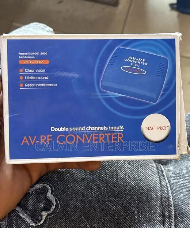 Av to RF Converter · Photo 1