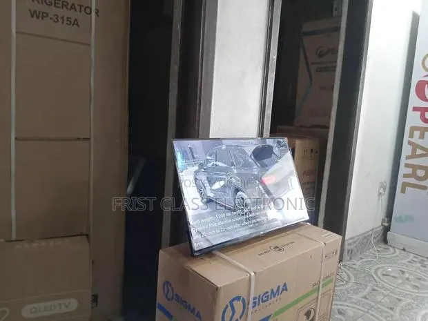 TCL 32 Smart Tv Convenience That Removes Extra Devices Completely · Photo 1