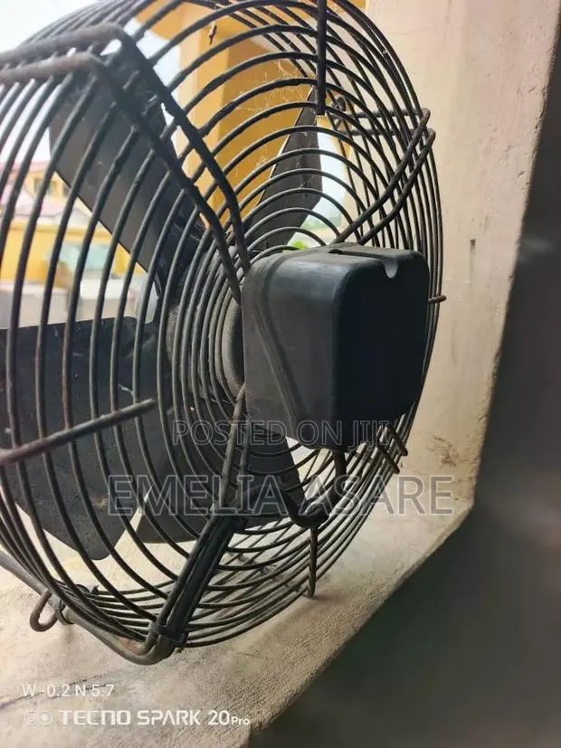 Commercial Extractor Fan · Photo 4