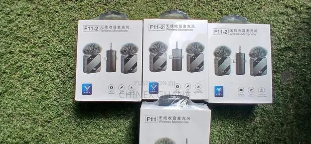 F11-2 Wireless Microphone · Photo 1