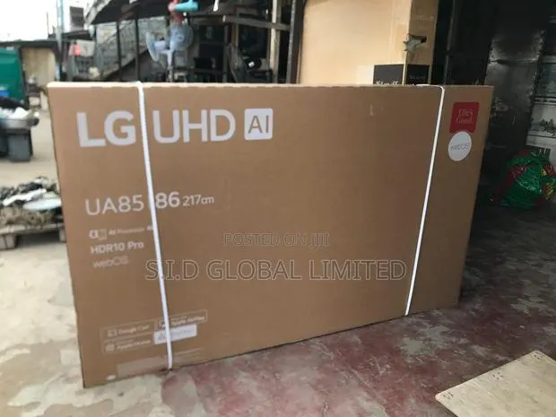 Massive Lg 86" Screen Detail Uhd Ai Smart Tv · Photo 1