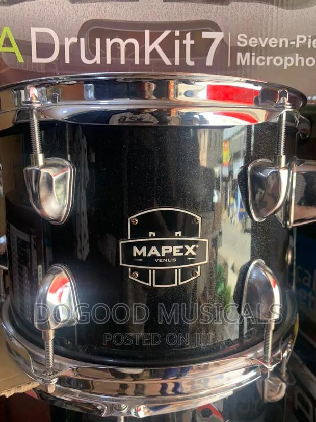 Mapex Venus Acoustic Drumset · Photo 1