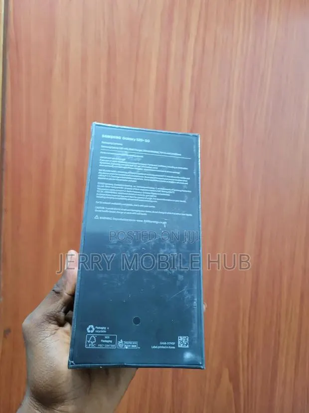 New Samsung Galaxy S20+ 5G 256 GB Black · Photo 1