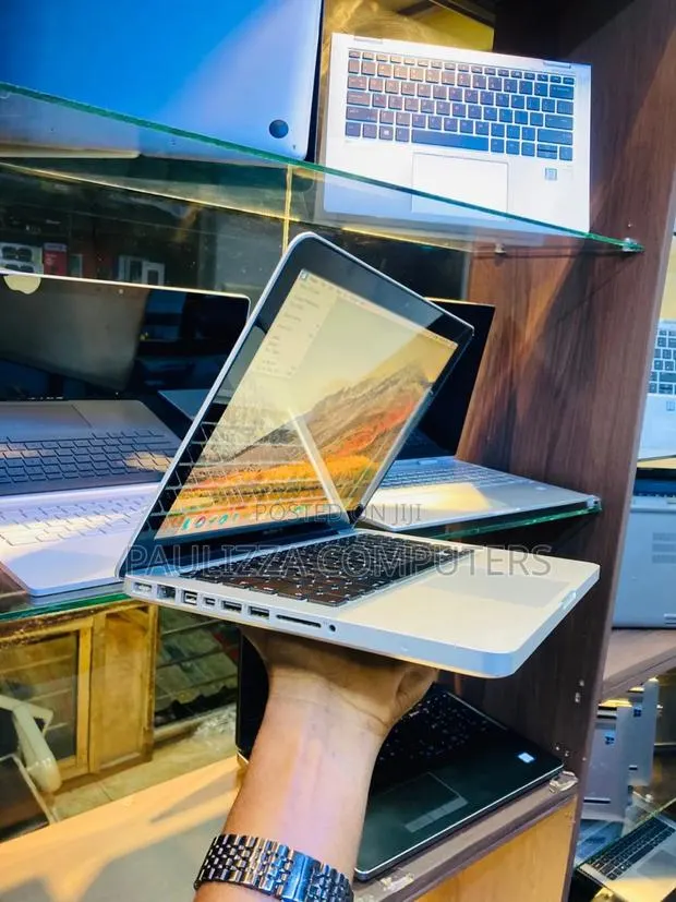 Laptop Apple MacBook Pro 2012 8GB Intel Core i5 HDD 500GB · Photo 1